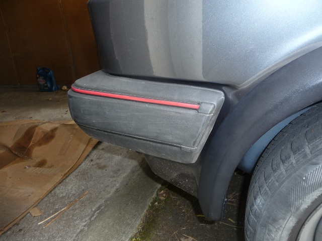 détail de la partie griffée de l'ancien parechoc remonté