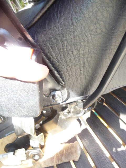 on n'oublie pas l'agrafe !