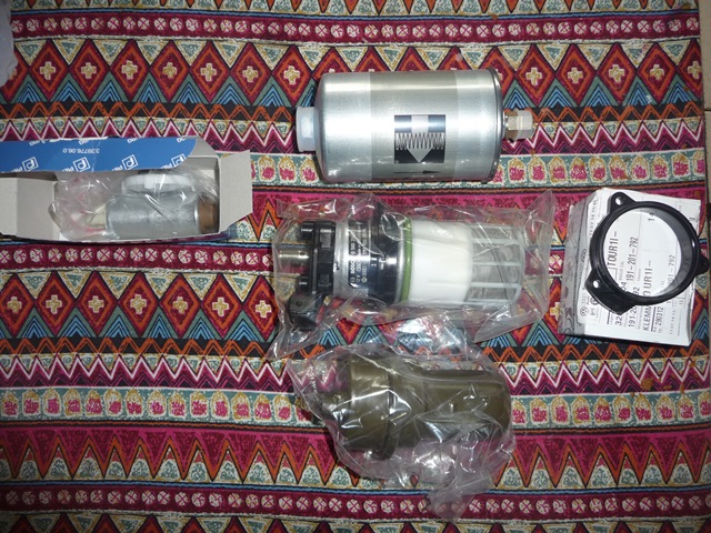 Prochain chantier...<br />Ensemble complet pour refaire toute l'alim en partant du réservoir