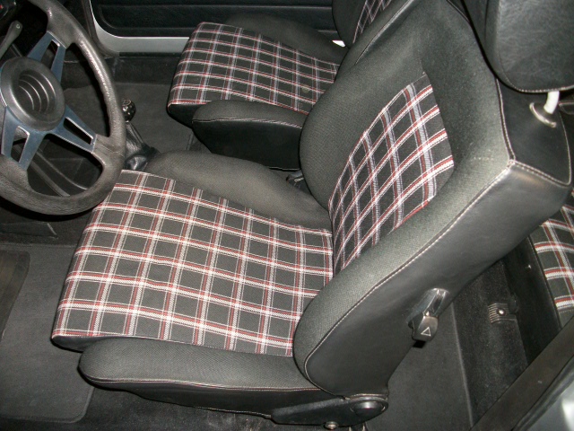 GTI - intérieur 3.jpg