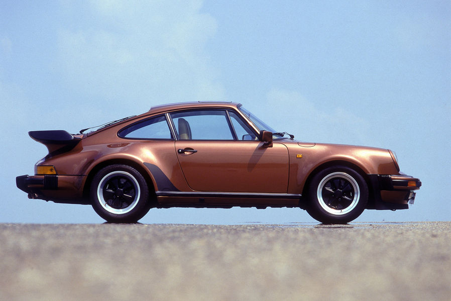 Sachsen-Classic-2012-Teilnehmer-Porsche-911-Turbo-3-3-19-fotoshowImageNew-be4079ee-615720.jpg