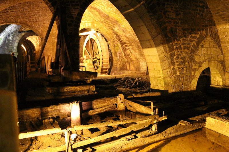06 Voutes d'église pour mine de sel.JPG