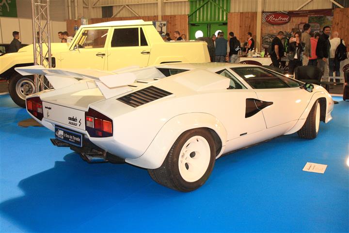 2 Lamborghini...
