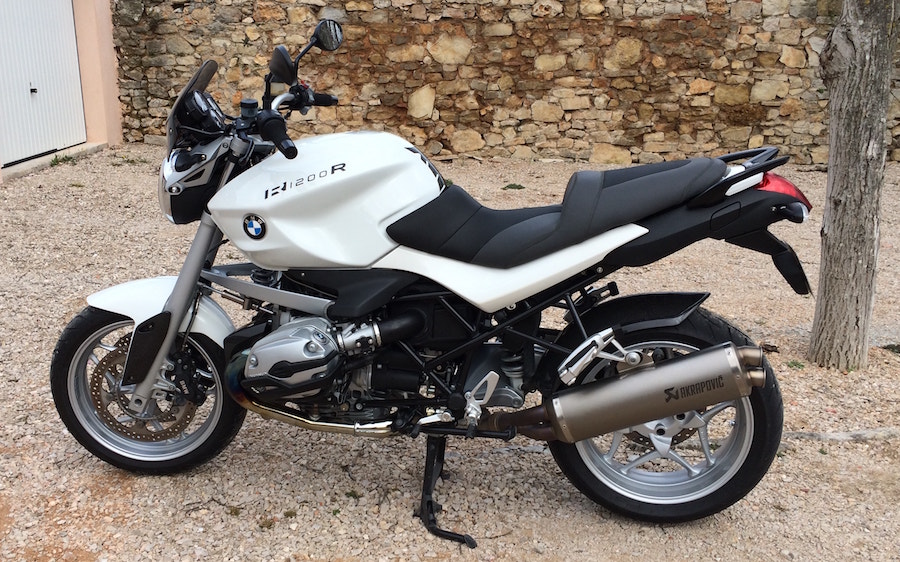 T1200Rblanc-02.jpeg