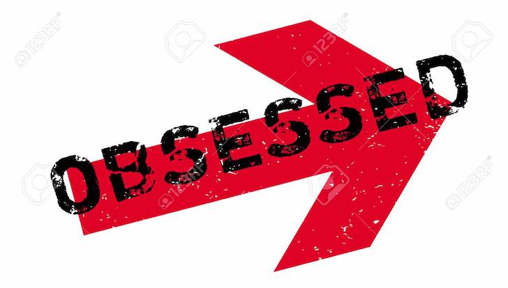 84750381-timbre-en-caoutchouc-obsédé-design-grunge-avec-rayures-de-poussière-les-effets-peuvent-être-facilement-élimi-Banque-d'images.jpg