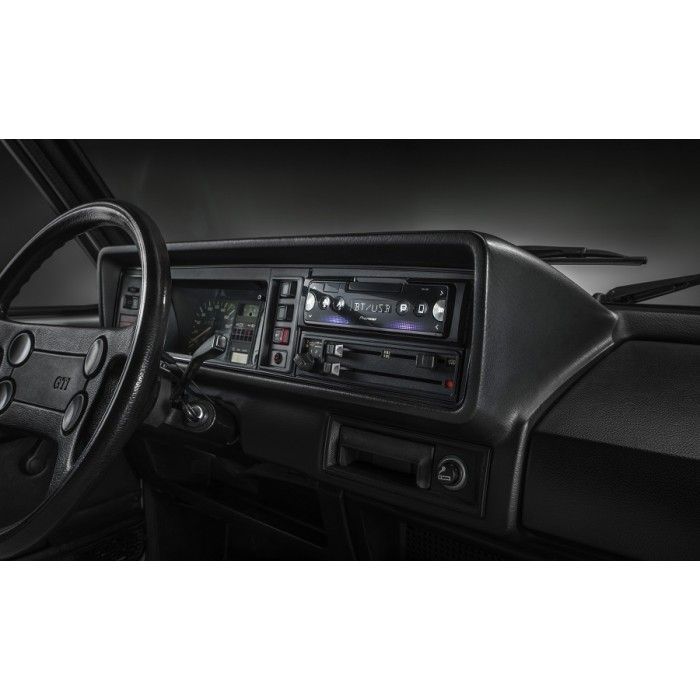mp3-usb-plear-za-kola-pioneer-SPH-10BT-angle-700x700.jpg