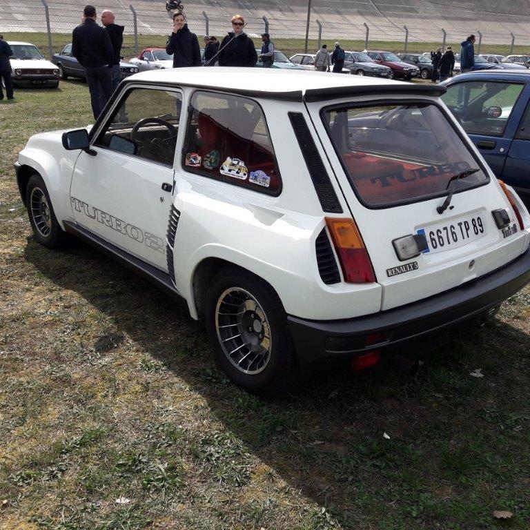 R 5 TURBO 2