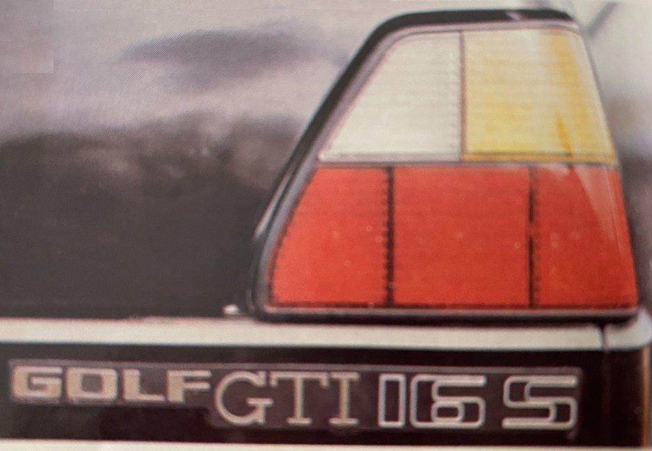1er logo &quot;Golf GTI 16S&quot; large et long