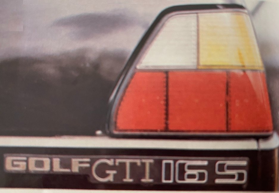 1er logo &quot;Golf GTI 16S&quot; large et long