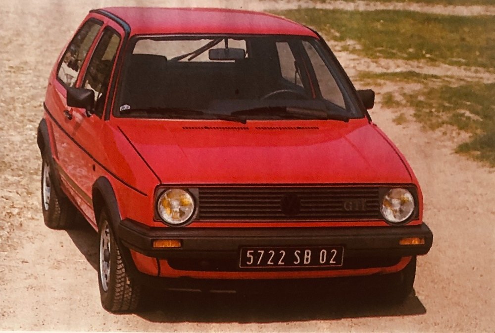 VW Golf 2 GTI rouge essai.jpg