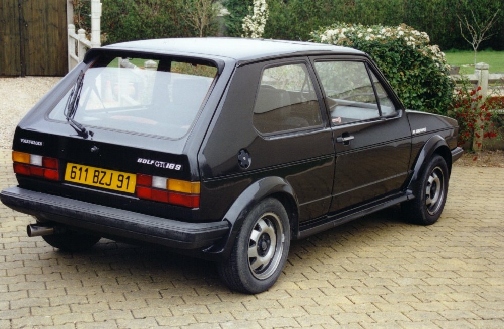 Golf GTI 1600 16S Oettinger 1982 R2.jpg