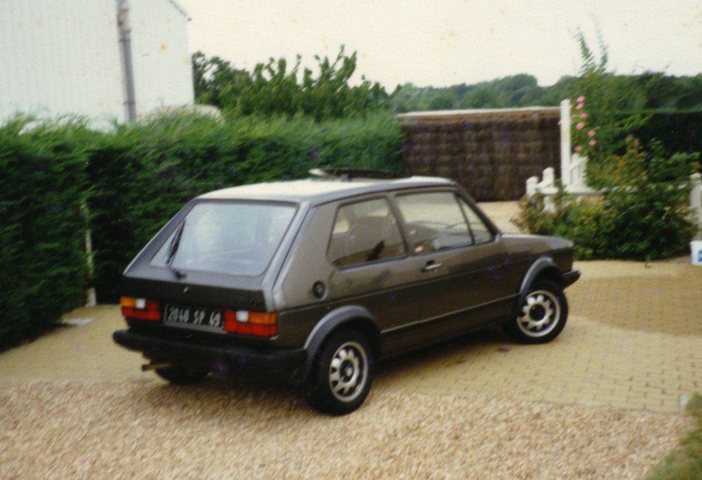 Golf GTI 1800 1983 R2.jpg