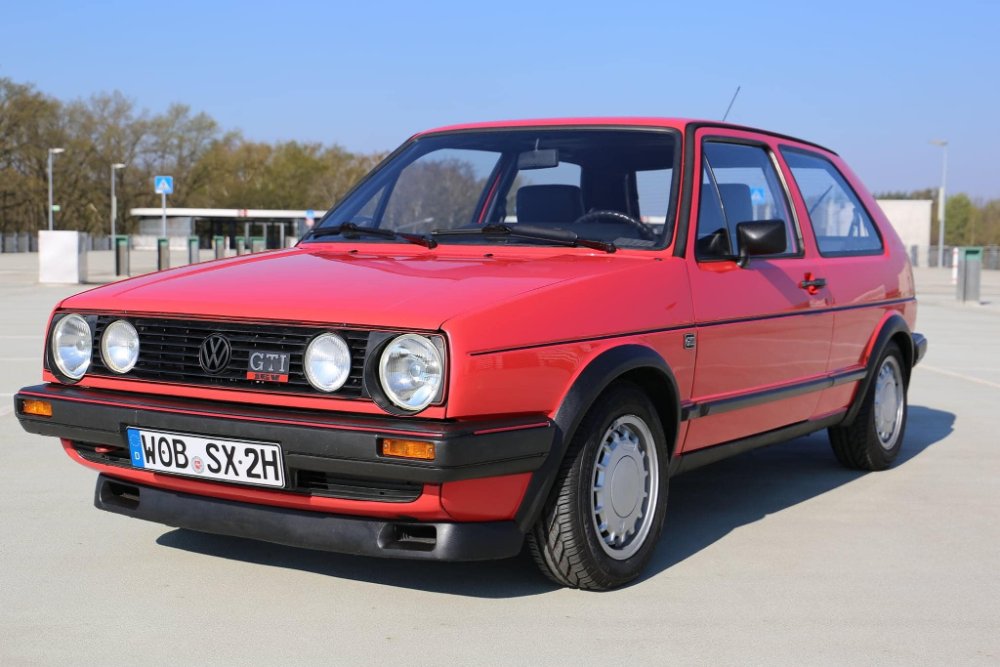 VW Golf GTI 16V rouge tornado 1985.1.jpg