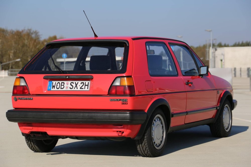 VW Golf GTI 16V rouge tornado 1985.2.jpg