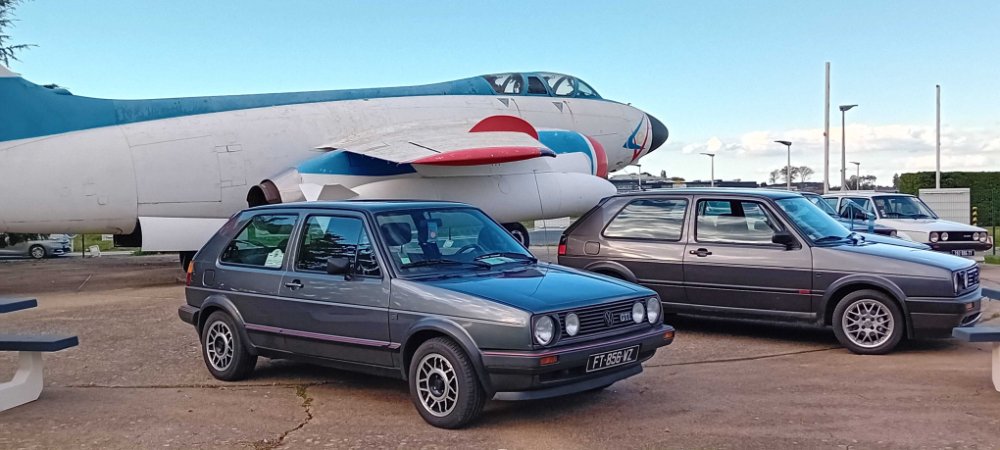 la question fatidique : Y a t'il un pilote dans l'avion