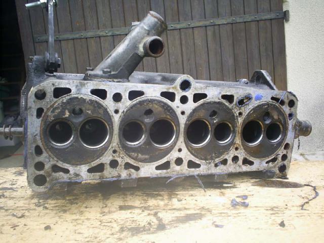 1895594525_1.jpg