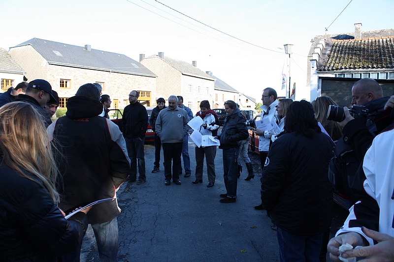 Comme vous pouvez le constater tout le monde a super chaud lors du briefing !!!