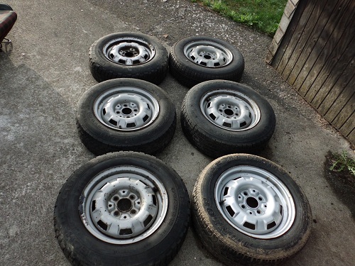 5 de 1980 et une de 1981