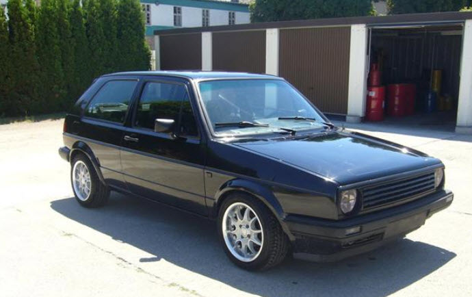 look like I bought the car in 2010 with a lot of Tuningsünden (styling-fails)