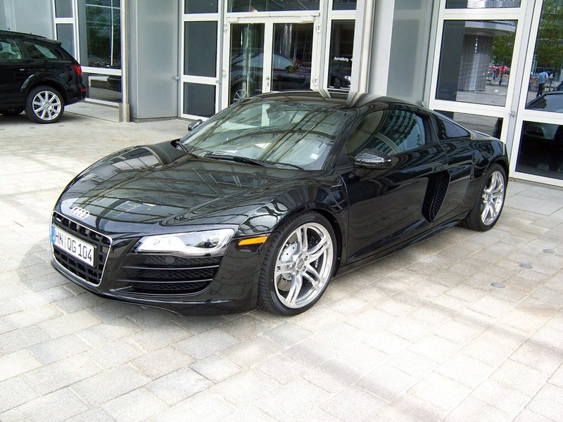 audi-r8-v10-front.jpg