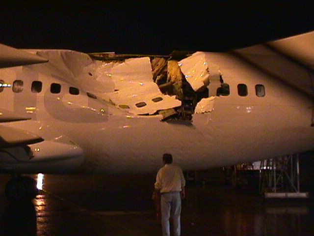 B737-vs-A330-07.jpg