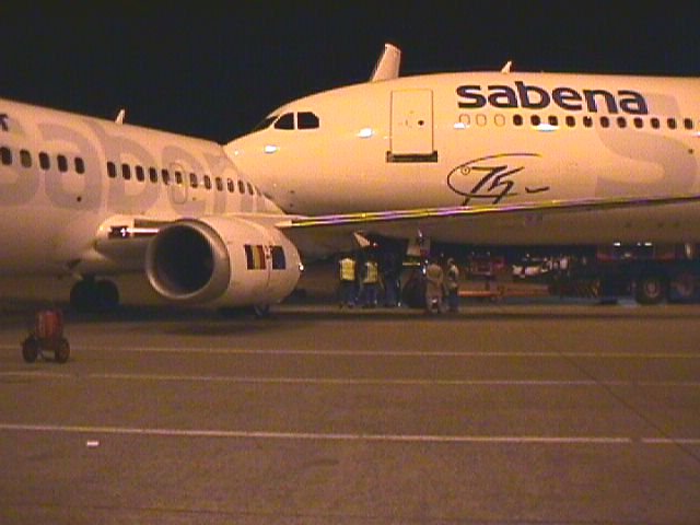 B737-vs-A330-01.jpg
