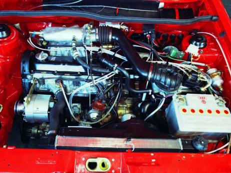VW-Golf-I-GTI-008.jpg