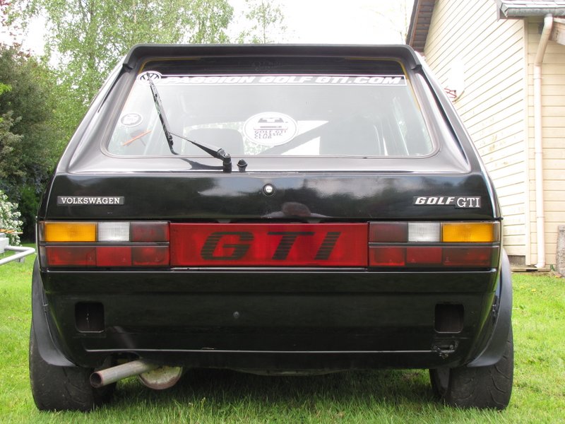 Arrière avec la plaque GTI