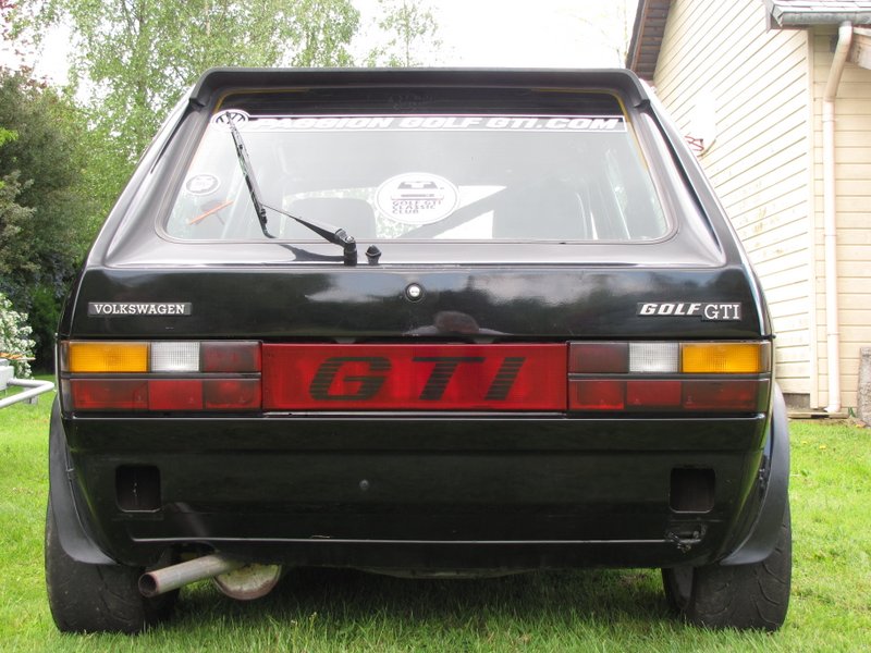 Arrière avec la plaque GTI