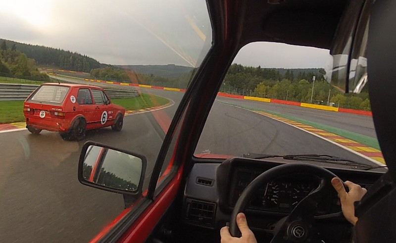 La belle rouge de Golf Racing