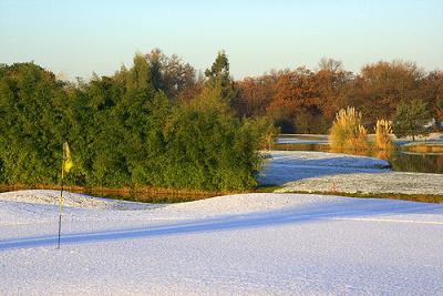 GOLF SOUS LA NEIGE.jpg